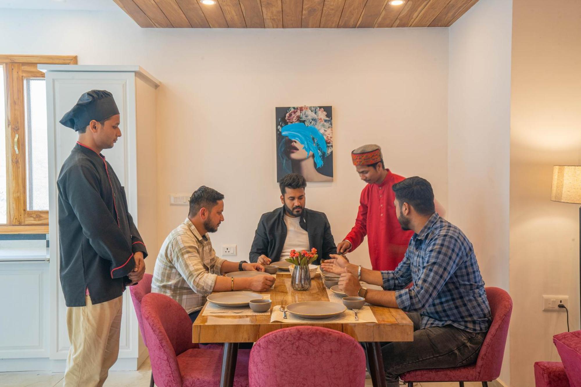 Perfectstayz Alpine Near Laxman Jhula Rishīkesh Extérieur photo