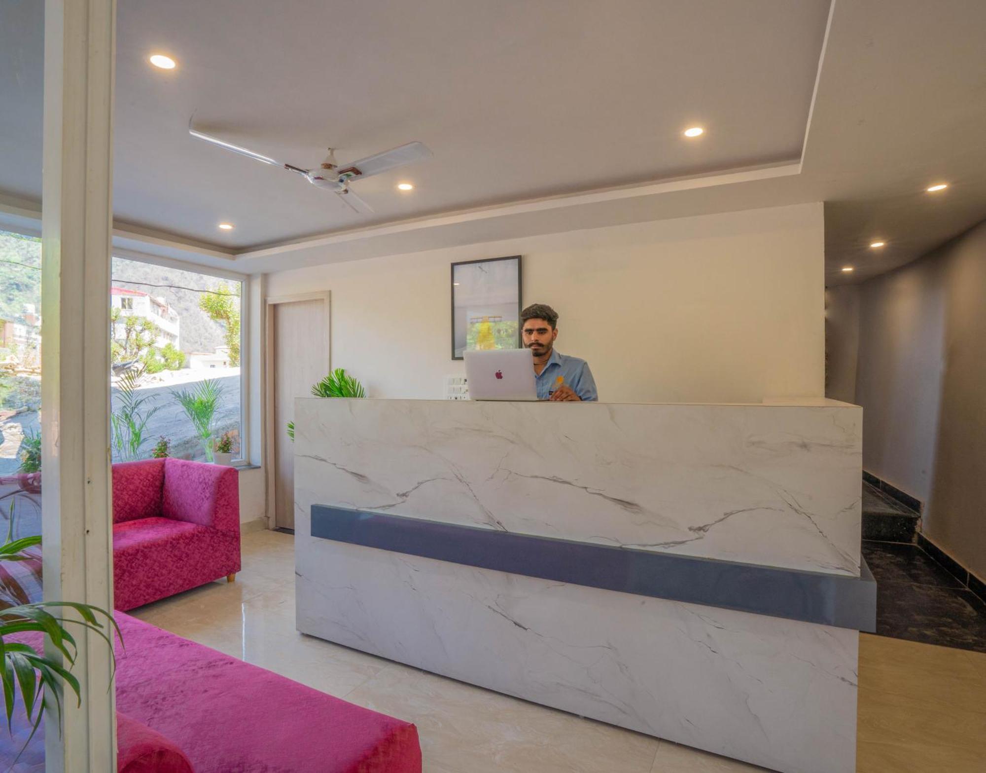 Perfectstayz Alpine Near Laxman Jhula Rishīkesh Extérieur photo