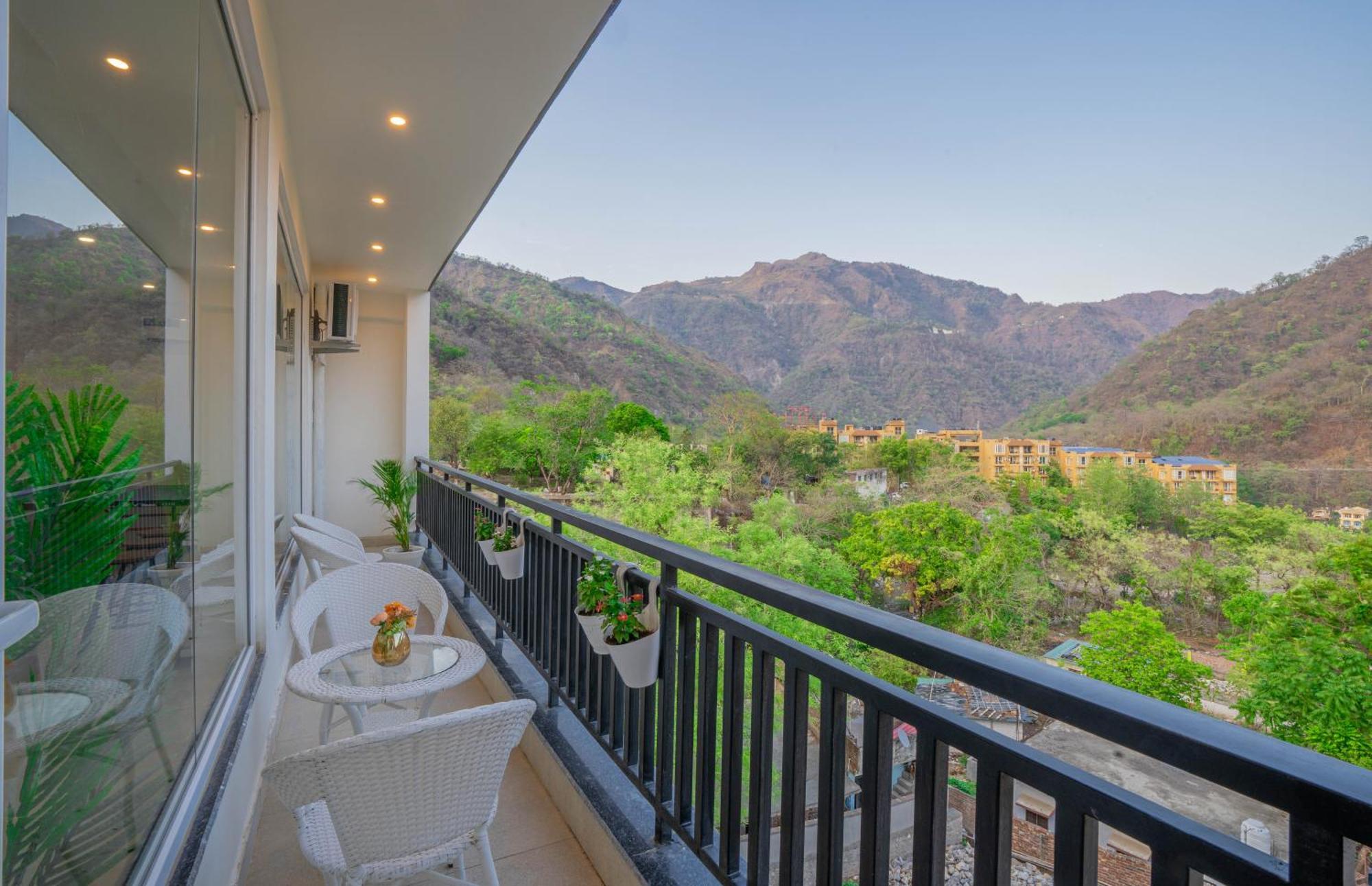Perfectstayz Alpine Near Laxman Jhula Rishīkesh Extérieur photo