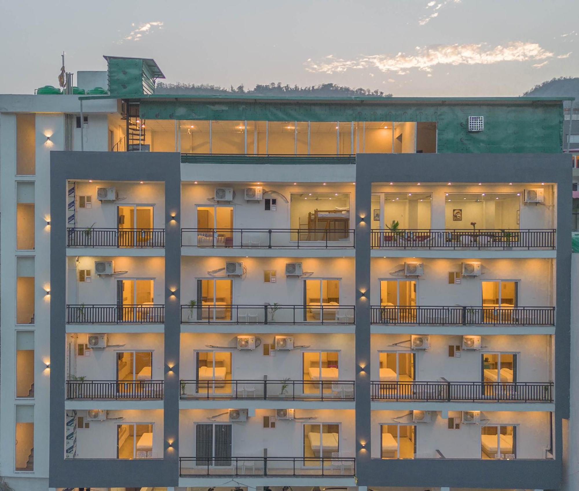 Perfectstayz Alpine Near Laxman Jhula Rishīkesh Extérieur photo
